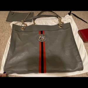 Gucci Rajah large silver tote